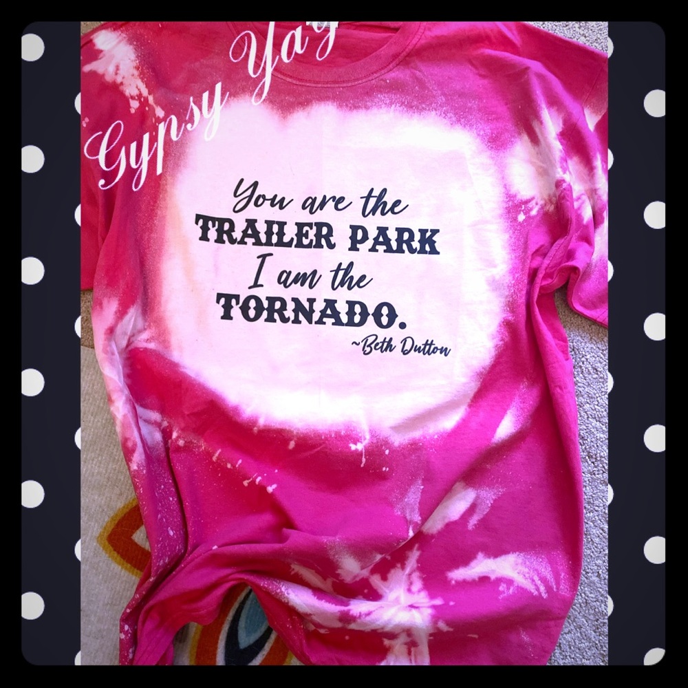 T shirt tie dye Yellowstone